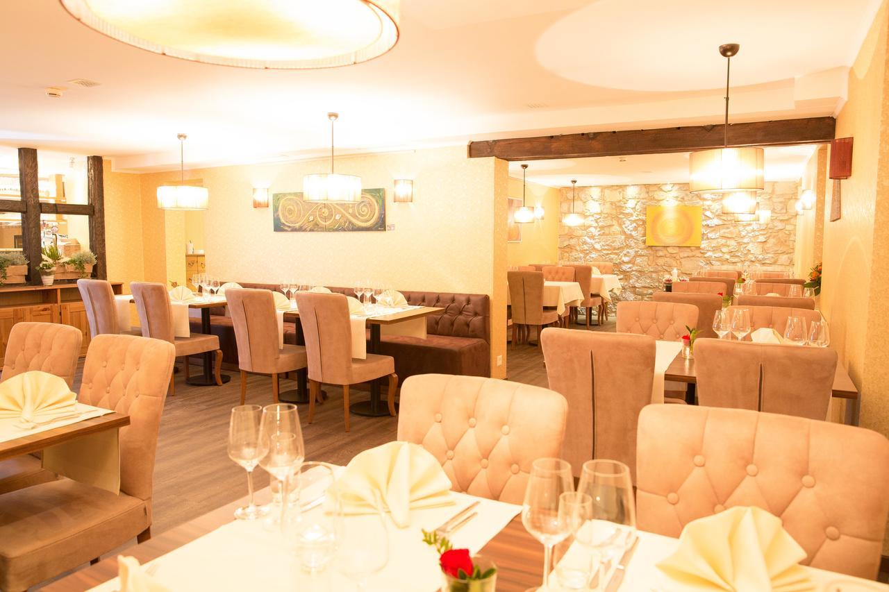 Hotel Baeren Rupperswil Bagian luar foto